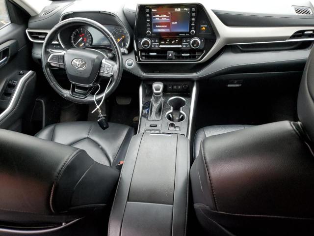 5TDGZRBH6MS120125 - 2021 TOYOTA HIGHLANDER XLE BLACK photo 8