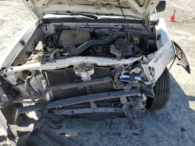 1N6DD26T34C419884 - 2004 NISSAN FRONTIER KING CAB XE WHITE photo 11