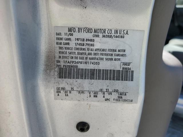 1FAFP34P81W174353 - 2001 FORD FOCUS SE SILVER photo 12