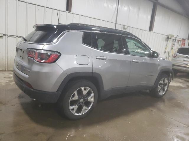 3C4NJDCB8JT117756 - 2018 JEEP COMPASS LIMITED SILVER photo 3