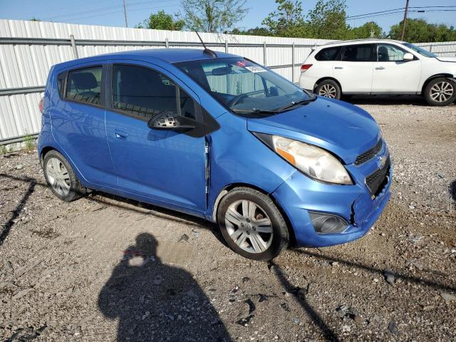 KL8CD6S9XFC764390 - 2015 CHEVROLET SPARK 1LT BLUE photo 4