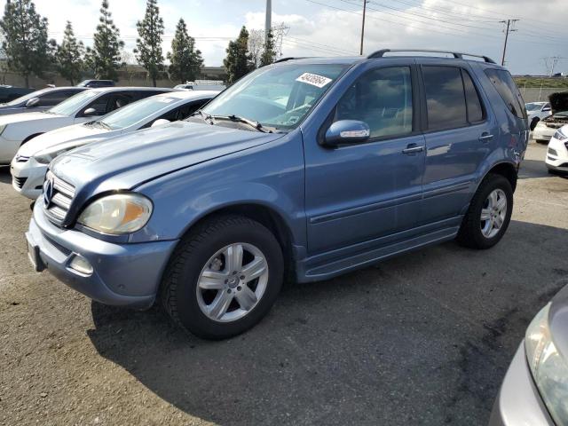 4JGAB75E25A550678 - 2005 MERCEDES-BENZ ML 500 BLUE photo 1