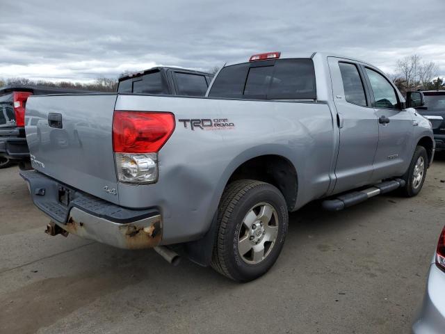 5TBBV54128S492557 - 2008 TOYOTA TUNDRA DOUBLE CAB SILVER photo 3