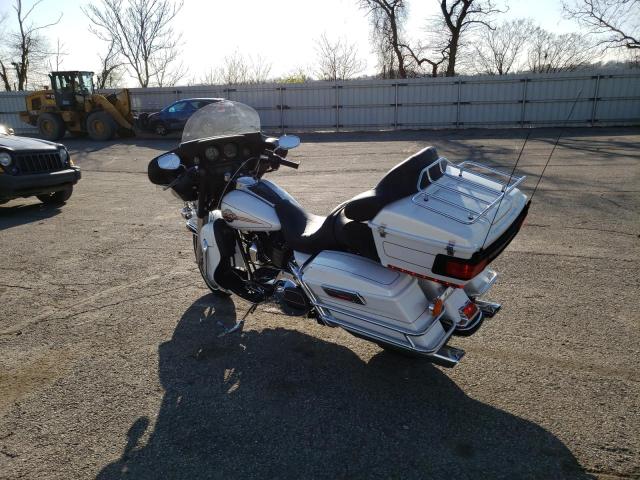 1HD1FC4147Y724825 - 2007 HARLEY-DAVIDSON FLHTCUI 白色 照片 3