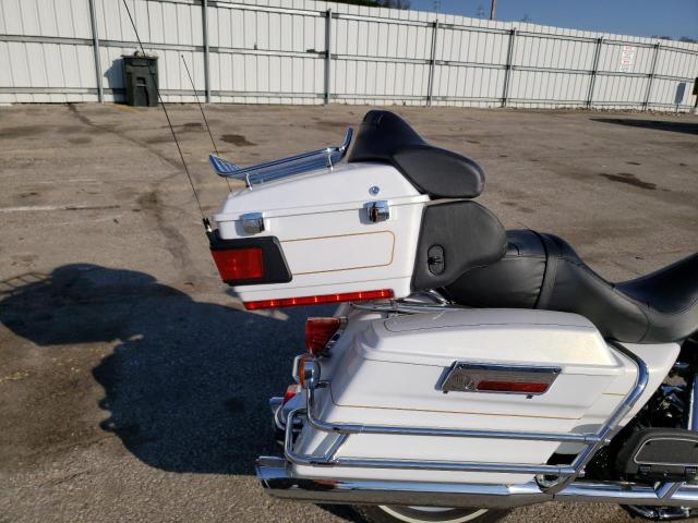 1HD1FC4147Y724825 - 2007 HARLEY-DAVIDSON FLHTCUI 白色 照片 6