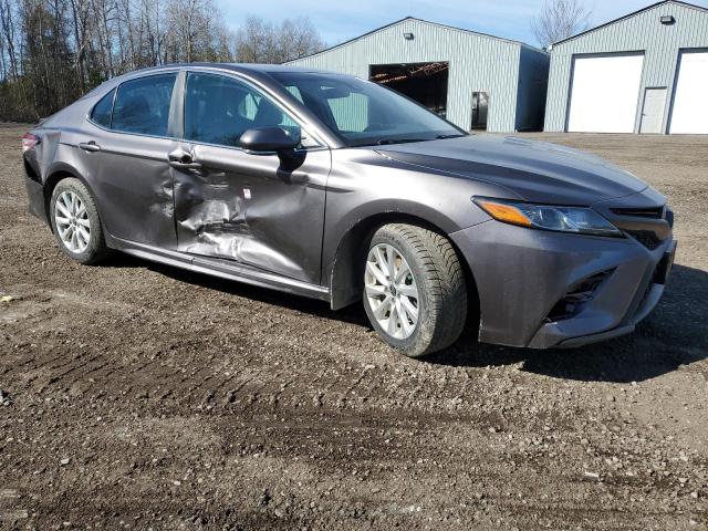 4T1G11AK8LU359154 - 2020 TOYOTA CAMRY SE GRAY photo 4