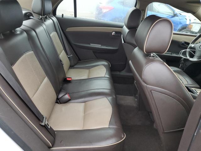 1G1ZK577784254254 - 2008 CHEVROLET MALIBU LTZ WHITE photo 10