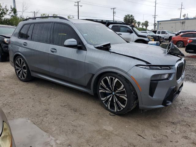 5UX23EM08P9P88067 - 2023 BMW X7 XDRIVE40I GRAY photo 4