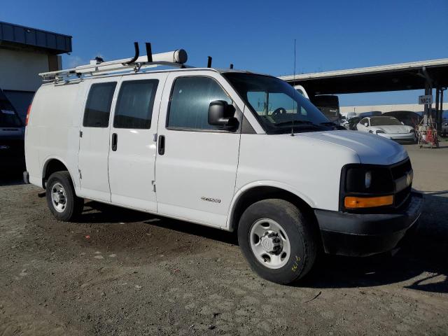 1GCGG25V361185187 - 2006 CHEVROLET EXPRESS G2 WHITE photo 4