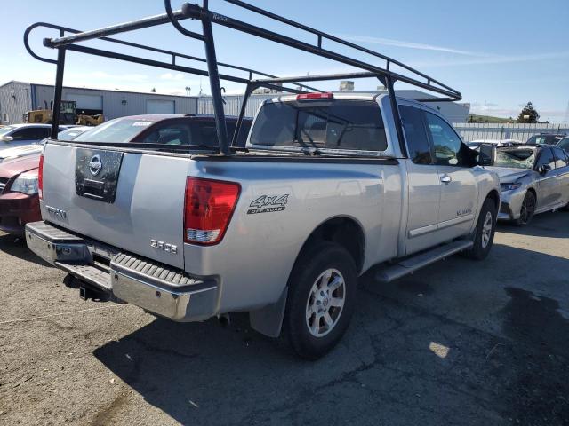 1N6AA06B15N545786 - 2005 NISSAN TITAN XE SILVER photo 3