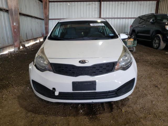 KNADM4A33F6429593 - 2015 KIA RIO LX WHITE photo 5