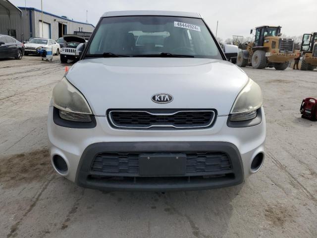 KNDJT2A58C7419470 - 2012 KIA SOUL SILVER photo 5