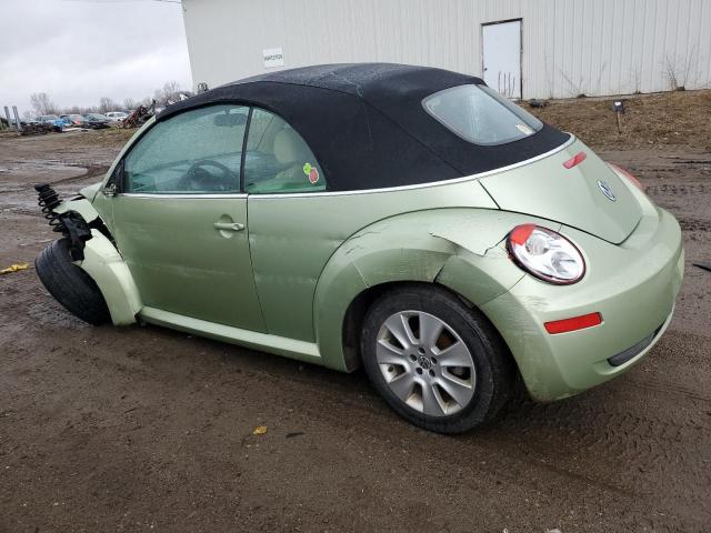 3VWRG3AL0AM002064 - 2010 VOLKSWAGEN NEW BEETLE GREEN photo 2