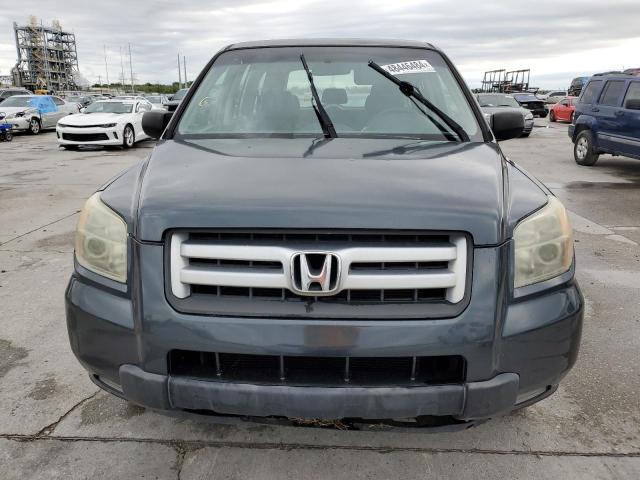 2HKYF18106H512406 - 2006 HONDA PILOT LX GRAY photo 5