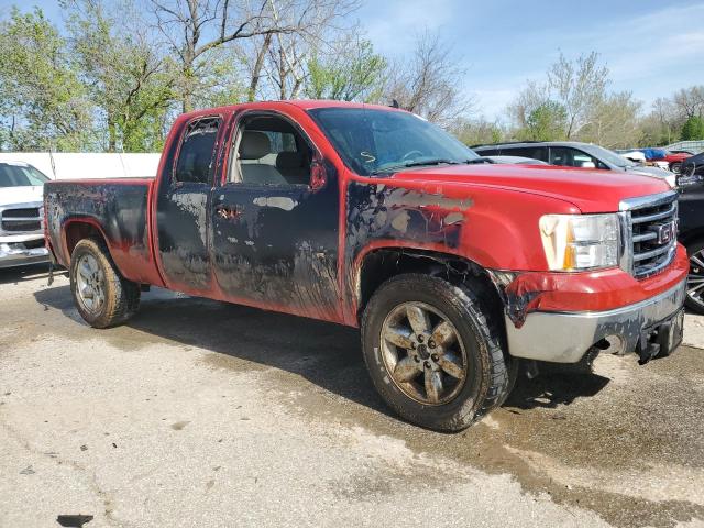 1GTR2VE71DZ343390 - 2013 GMC SIERRA K1500 SLE RED photo 4