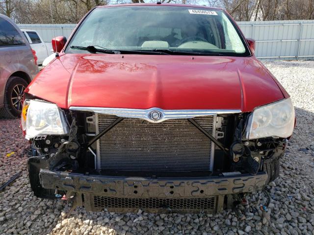 2A8HR54P88R736918 - 2008 CHRYSLER TOWN & COU TOURING წითელი ფოტო 5