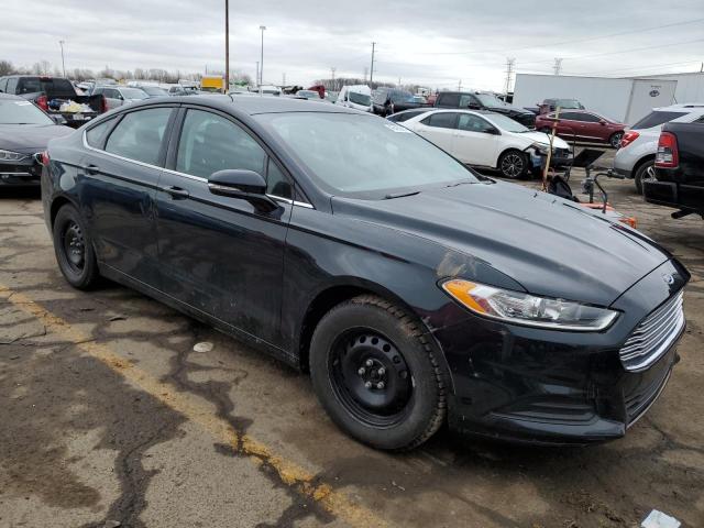 3FA6P0H77ER354408 - 2014 FORD FUSION SE BLACK photo 4