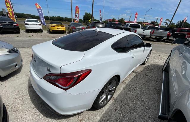 KMHHU6KJ5FU122575 - 2015 HYUNDAI GENESIS CO 3.8L WHITE photo 4