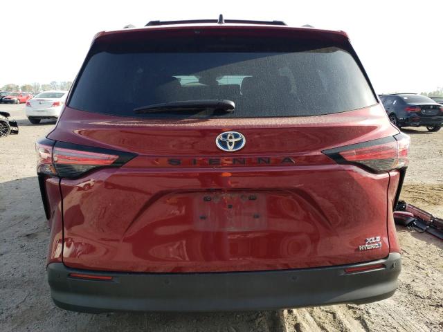 5TDJRKEC7MS069747 - 2021 TOYOTA SIENNA XLE RED photo 6