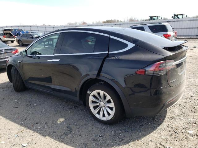 5YJXCDE28JF105301 - 2018 TESLA MODEL X BLACK photo 2