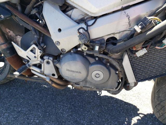 JH2RC46153M500049 - 2003 HONDA VFR800 TWO TONE photo 7