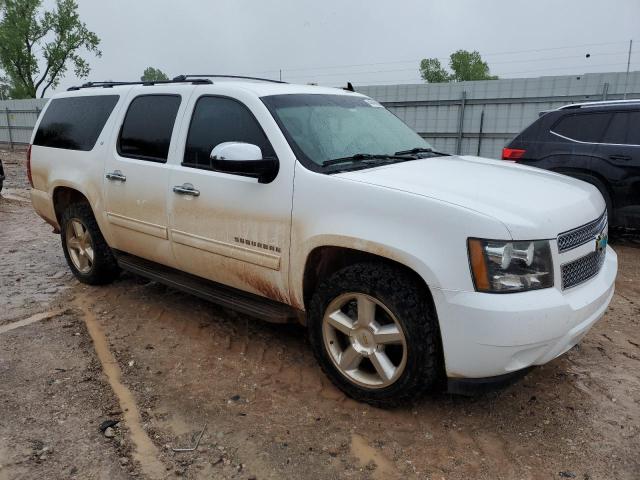 1GNSCJE06ER231526 - 2014 CHEVROLET SUBURBAN C1500 LT WHITE photo 4