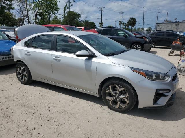 3KPF24AD4KE085321 - 2019 KIA FORTE FE SILVER photo 4