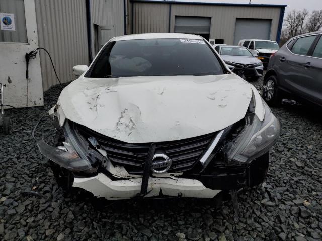 1N4AL3AP1HC151602 - 2017 NISSAN ALTIMA 2.5 WHITE photo 5