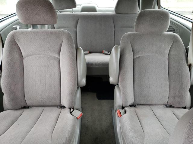 2C4GP24303R269734 - 2003 CHRYSLER TOWN & COU 银色 照片 10