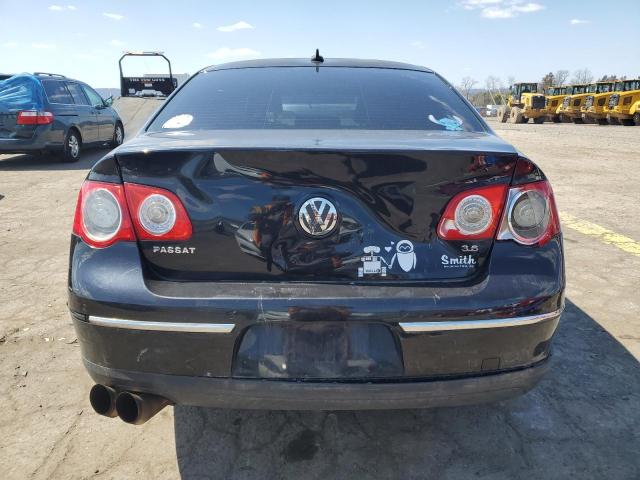 WVWCU73C38E067979 - 2008 VOLKSWAGEN PASSAT VR6 BLACK photo 6