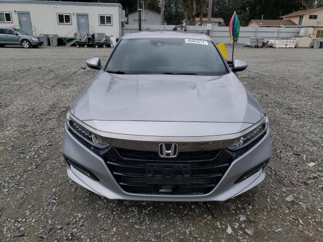 1HGCV1F34JA148932 - 2018 HONDA ACCORD SPORT SILVER photo 5