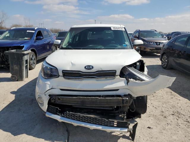 KNDJP3A55H7412252 - 2017 KIA SOUL + WHITE photo 5