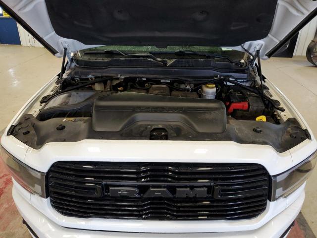 3C6UR5NL0KG703482 - 2019 RAM 2500 LARAMIE WHITE photo 11