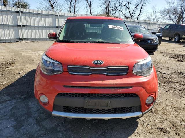 KNDJP3A55H7464304 - 2017 KIA SOUL + RED photo 5