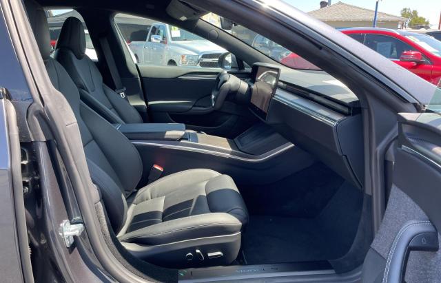 5YJSA1E63MF434557 - 2021 TESLA MODEL S ნაცრისფერი ფოტო 5