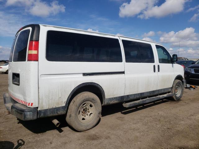 1GAZG1FA8C1160076 - 2012 CHEVROLET EXPRESS G3 LT WHITE photo 3