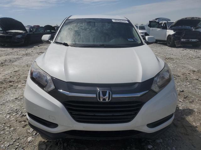 3CZRU5H38JM708786 - 2018 HONDA HR-V LX WHITE photo 5