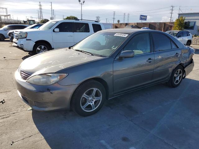 4T1BE32K65U505434 - 2005 TOYOTA CAMRY LE GRAY photo 1