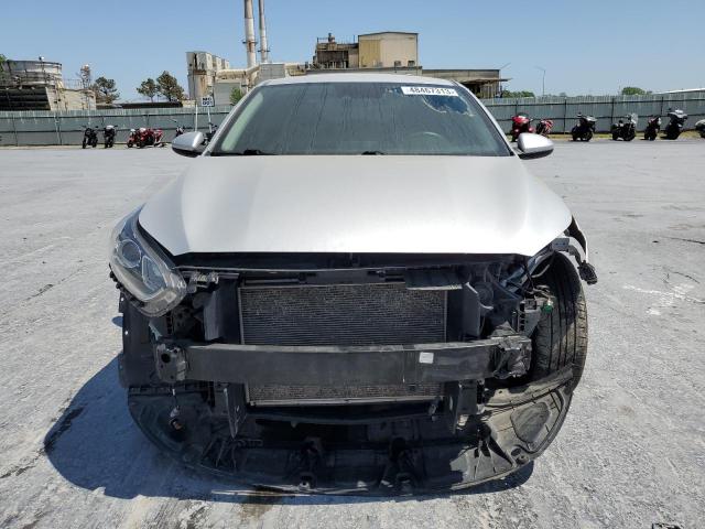 3KPF24AD5KE060007 - 2019 KIA FORTE FE SILVER photo 5