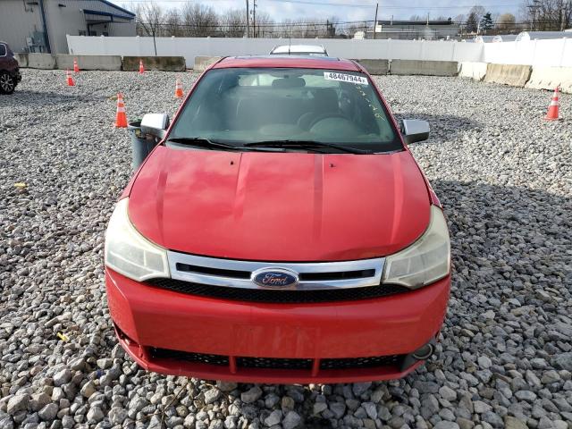 1FAHP35N58W284938 - 2008 FORD FOCUS SE RED photo 5