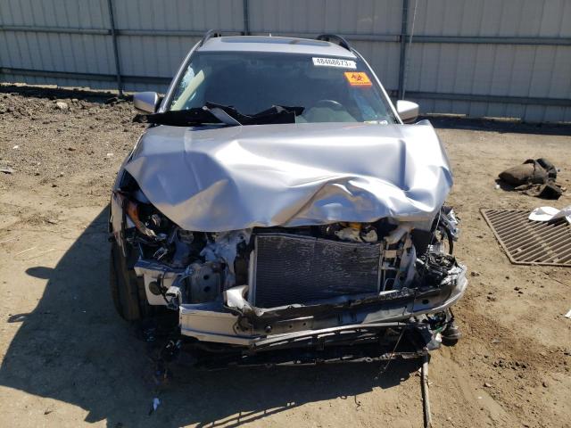 JF2GTAEC5KH373703 - 2019 SUBARU CROSSTREK PREMIUM 银色 照片 5