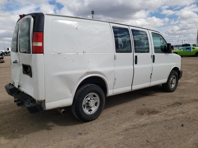 1GCWGFCG7F1112122 - 2015 CHEVROLET EXPRESS G2 WHITE photo 3