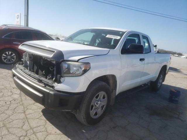 5TFRM5F10JX127977 - 2018 TOYOTA TUNDRA DOUBLE CAB SR/SR5 WHITE photo 1