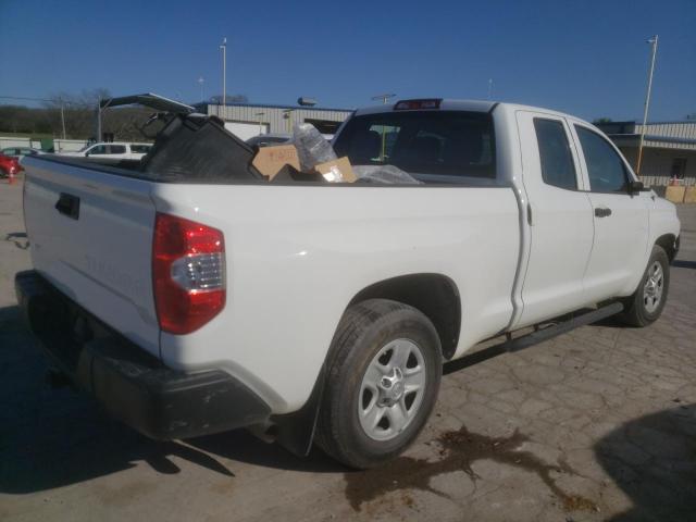 5TFRM5F10JX127977 - 2018 TOYOTA TUNDRA DOUBLE CAB SR/SR5 WHITE photo 3
