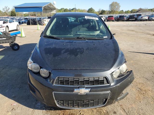 1G1JC5SHXE4177028 - 2014 CHEVROLET SONIC LT GRAY photo 5