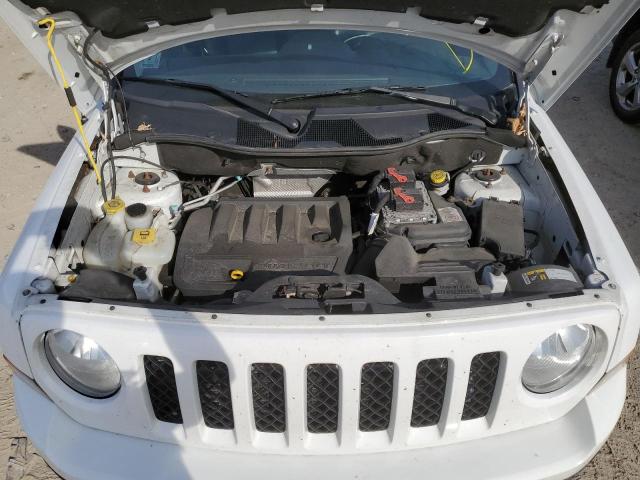 1C4NJRFB0GD803586 - 2016 JEEP PATRIOT LATITUDE WHITE photo 12