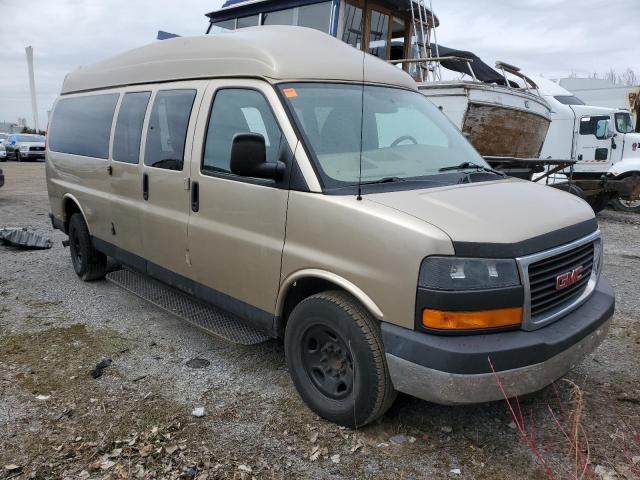 2010 GMC SAVANA G2500, 