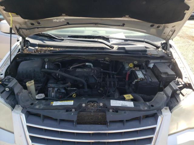 2A8HR54P68R790718 - 2008 CHRYSLER TOWN & COU TOURING SILVER photo 12