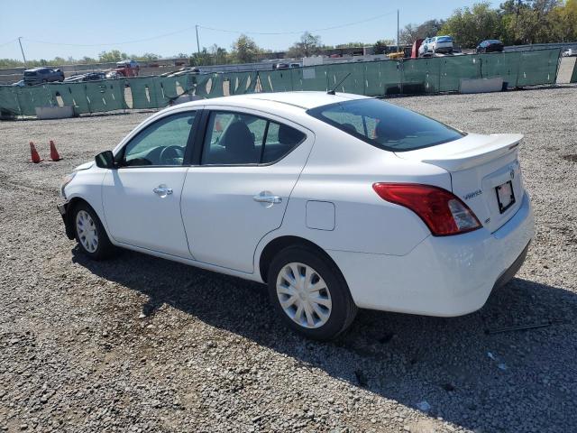 3N1CN7AP4KL878400 - 2019 NISSAN VERSA S أبيض صورة 2