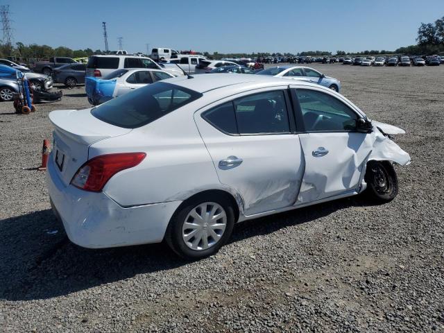 3N1CN7AP4KL878400 - 2019 NISSAN VERSA S أبيض صورة 3